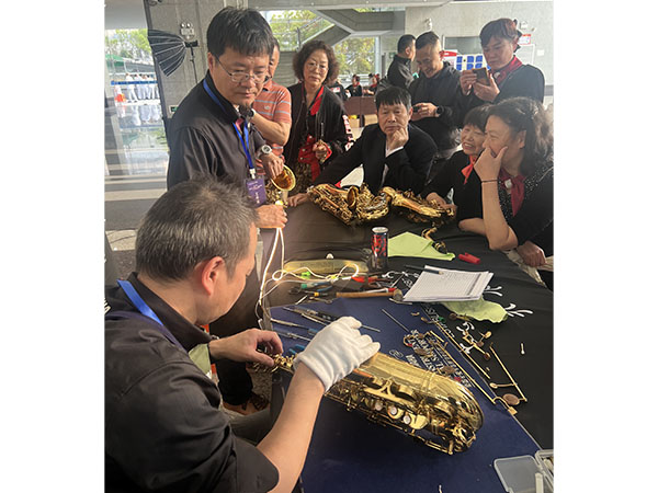 乐器维修